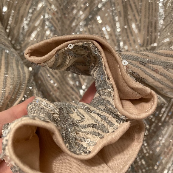 Love&Lemonade Silver Sequin Mermaid maxi formal gown in sz 10/12 - Picture 4 of 12